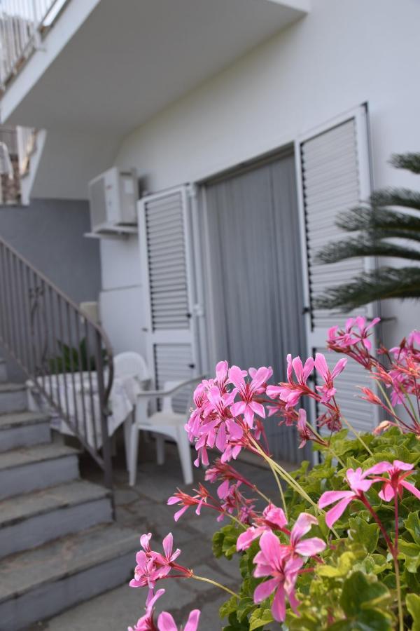 Oasi Di Villa Damecuta Anacapri Kültér fotó